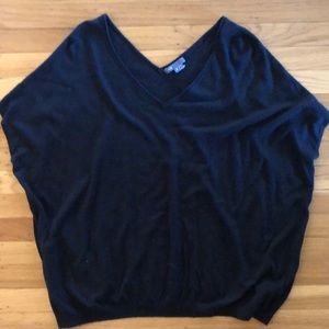 Vince sweater top